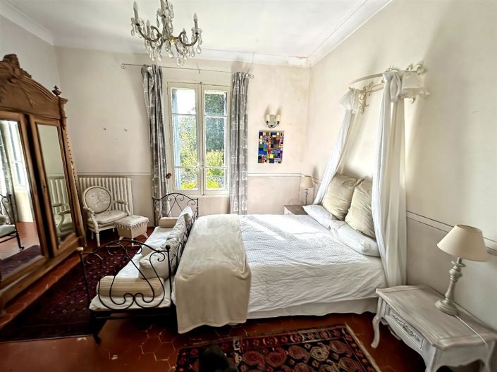 Image No.5-4 Bed House for sale