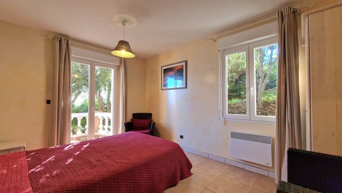 Image No.13-3 Bed House for sale