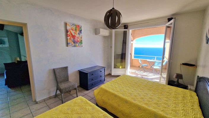 Image No.14-3 Bed House for sale