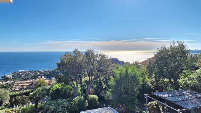 Image No.2-3 Bed House for sale