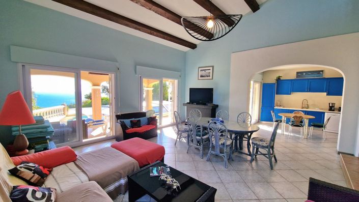 Image No.7-3 Bed House for sale