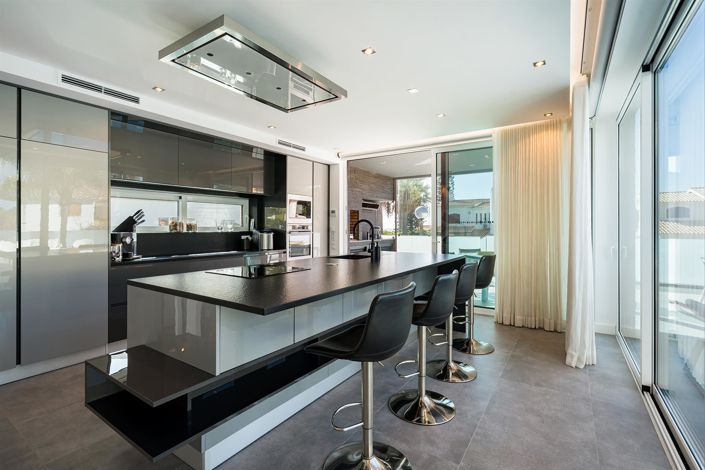 Image No.10-4 Bed House for sale