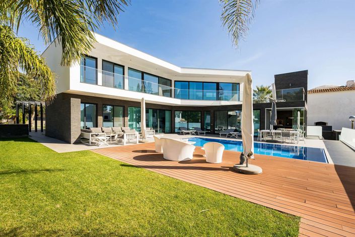 Image No.16-4 Bed House for sale