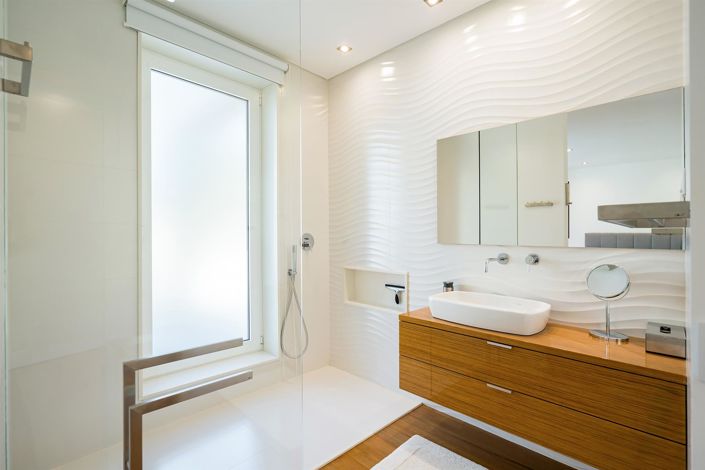 Image No.19-4 Bed House for sale