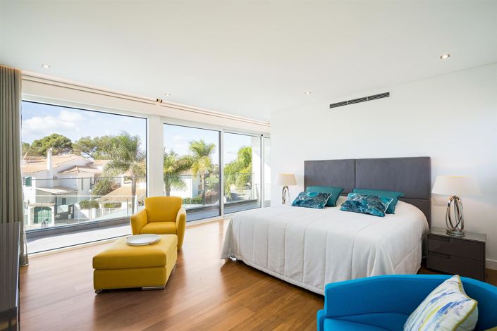 Image No.29-4 Bed House for sale