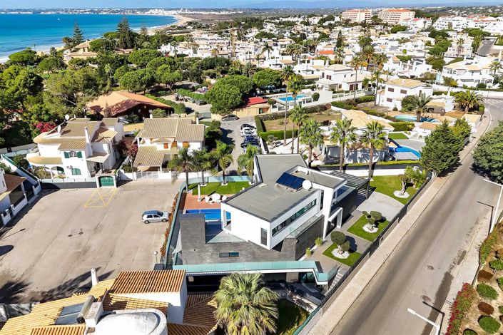 Image No.51-4 Bed House for sale