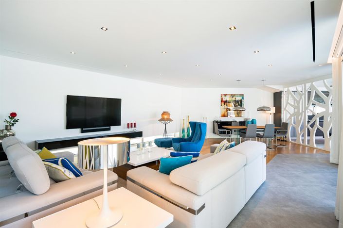 Image No.8-4 Bed House for sale