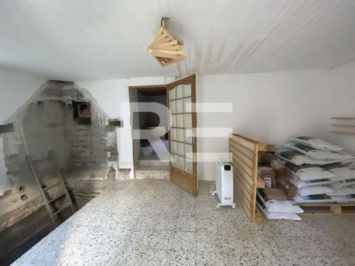 Image No.6-4 Bed House for sale