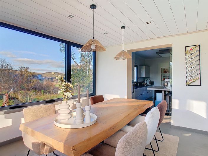 Image No.11-6 Bed House for sale