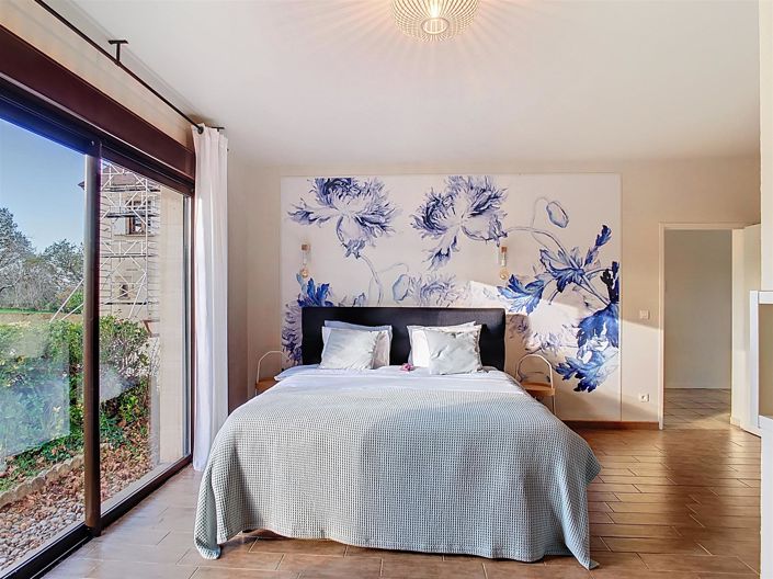 Image No.33-6 Bed House for sale