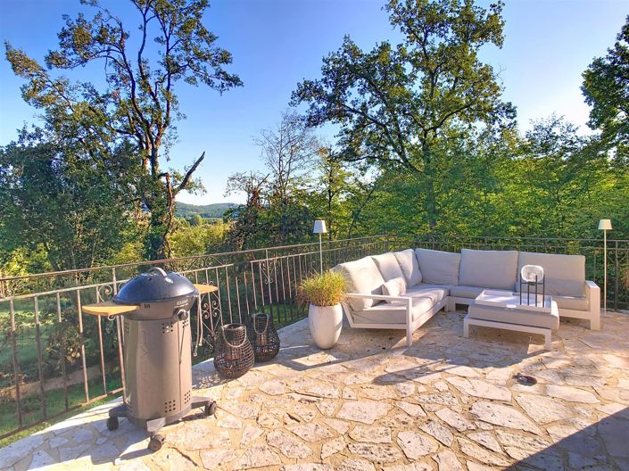 Image No.40-6 Bed House for sale