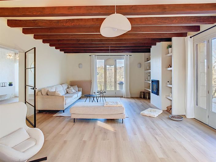 Image No.7-6 Bed House for sale