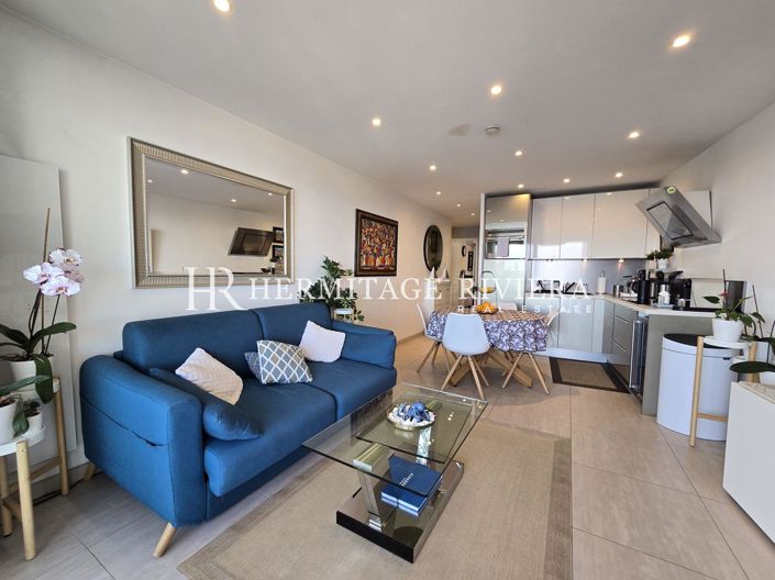 Image No.2-Appartement de 2 chambres à vendre à Beausoleil