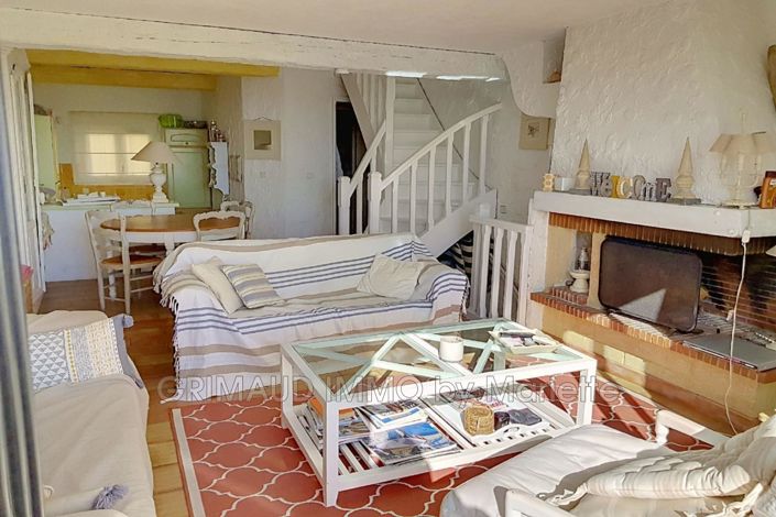 Image No.2-2 Bed House for sale