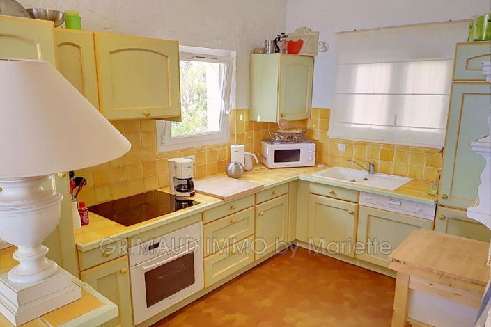 Image No.4-2 Bed House for sale