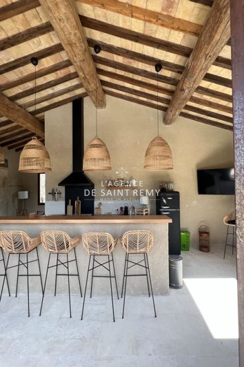 Image No.10-Maison de 6 chambres à vendre à Saint-Pierre-de-Mézoargues