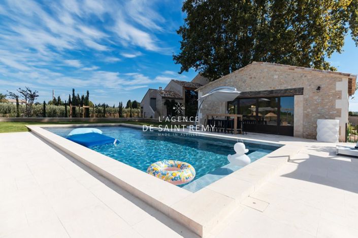 Image No.12-Maison de 6 chambres à vendre à Saint-Pierre-de-Mézoargues