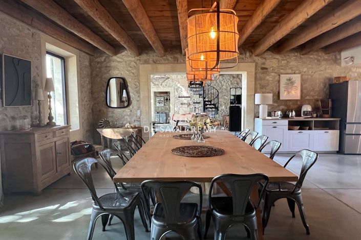 Image No.7-Maison de 6 chambres à vendre à Saint-Pierre-de-Mézoargues