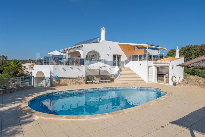 Image No.2-4 Bed House for sale