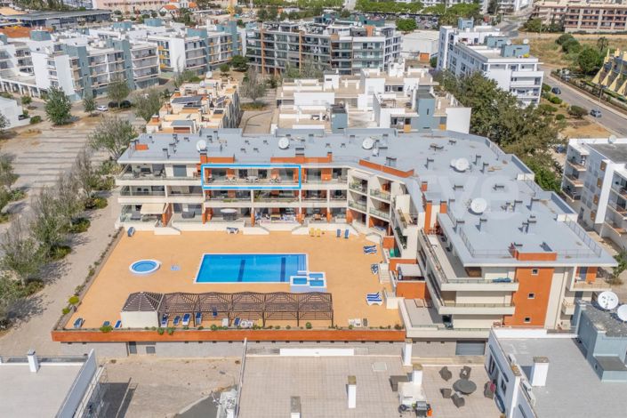 Image No.3-4 Bed Apartment for sale