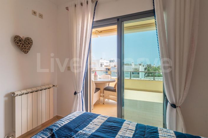 Image No.34-4 Bed Apartment for sale