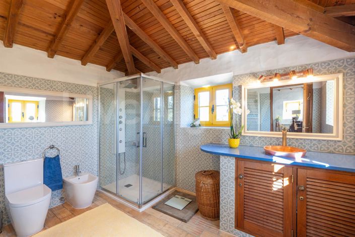 Image No.29-3 Bed House for sale