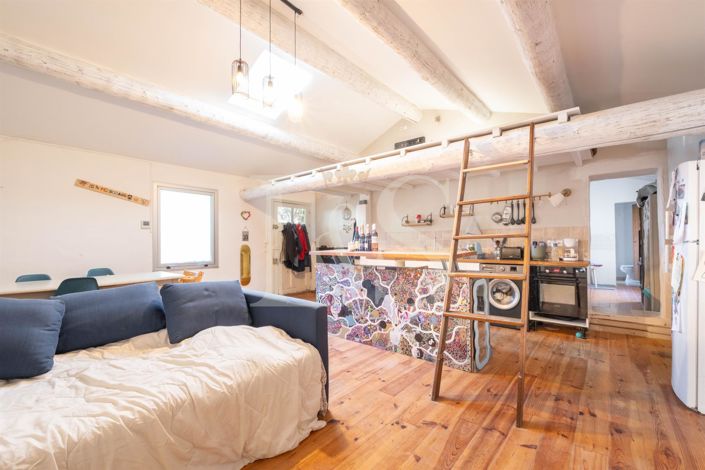 Image No.19-6 Bed House for sale