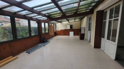 1 - Nontron, Property