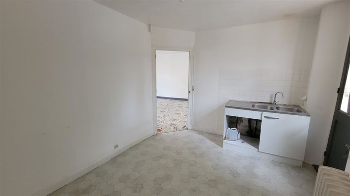 Image No.10-4 Bed Property for sale