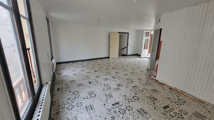 Image No.5-4 Bed Property for sale