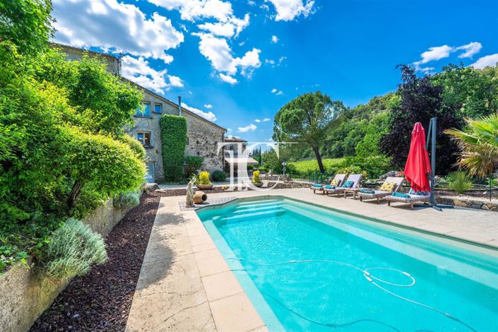 Image No.30-5 Bed House for sale