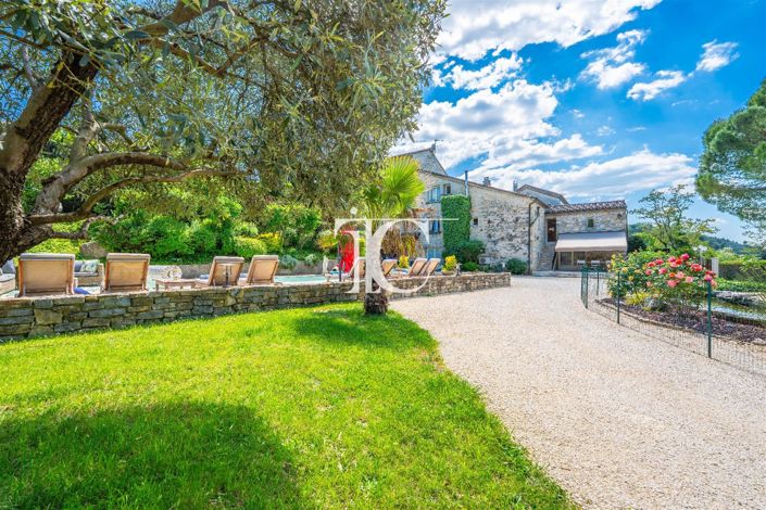 Image No.4-5 Bed House for sale