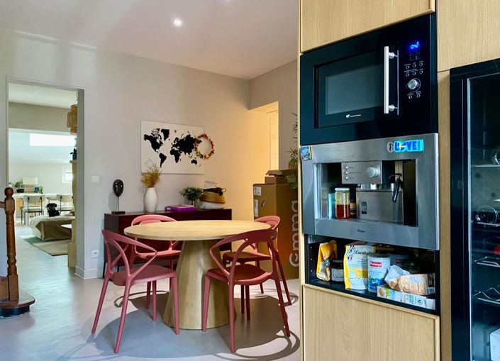 Image No.8-4 Bed House for sale