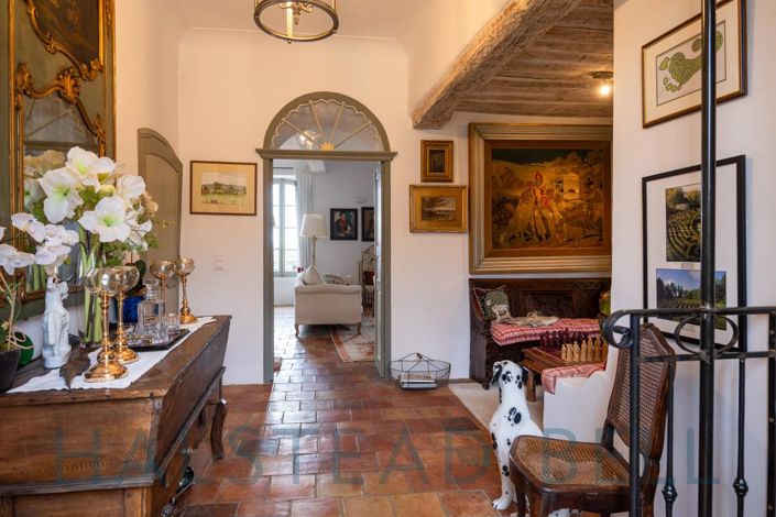 Image No.14-11 Bed House for sale