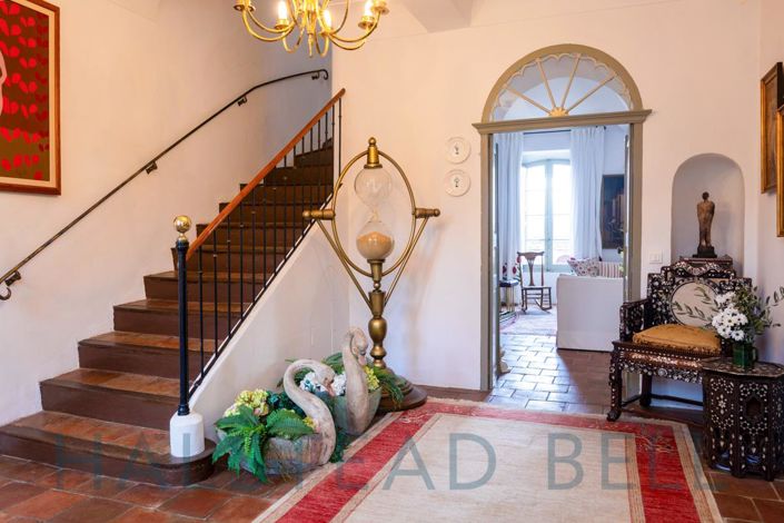 Image No.2-11 Bed House for sale