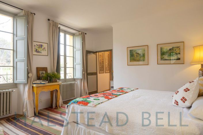 Image No.20-11 Bed House for sale