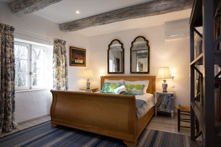 Image No.25-11 Bed House for sale