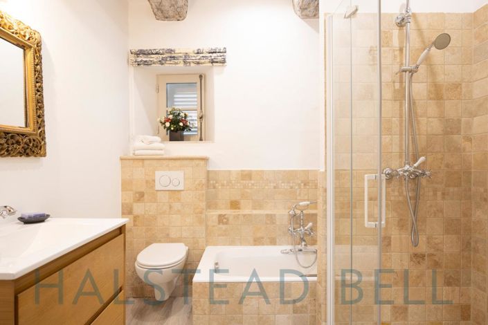 Image No.27-11 Bed House for sale