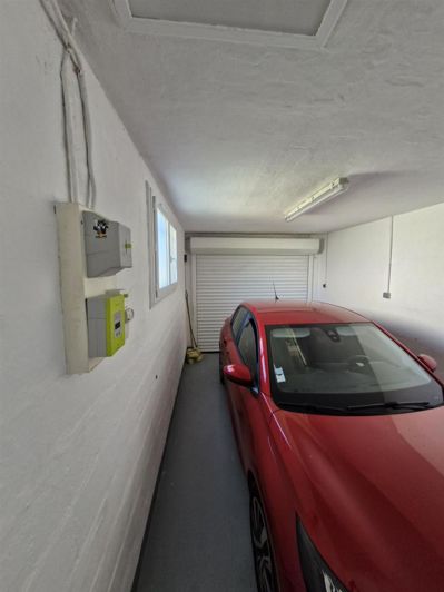 Image No.9-2 Bed House for sale