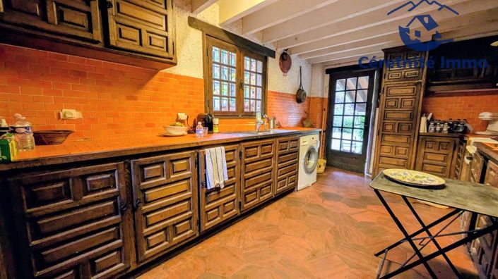 Image No.12-4 Bed House for sale