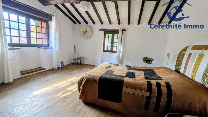 Image No.17-4 Bed House for sale