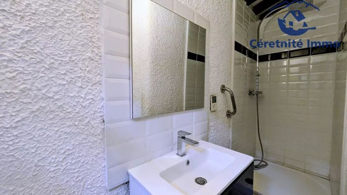 Image No.23-4 Bed House for sale