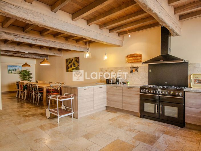 Image No.2-5 Bed House for sale