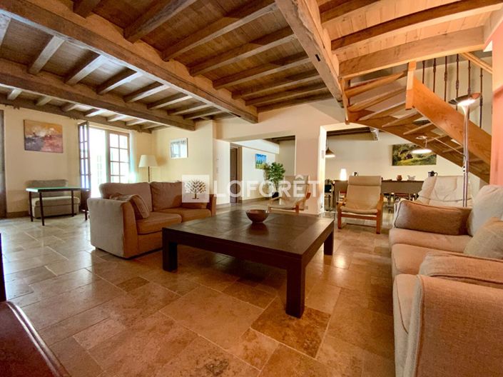 Image No.3-5 Bed House for sale