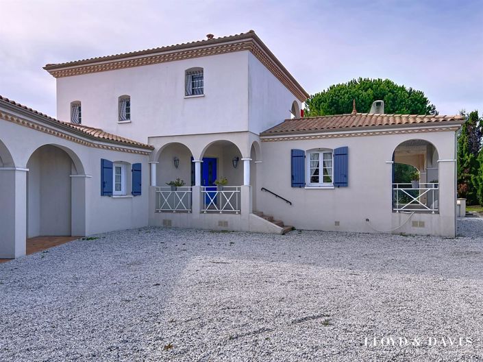 Image No.12-4 Bed House for sale