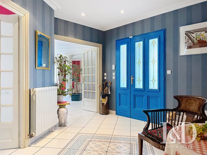 Image No.5-4 Bed House for sale