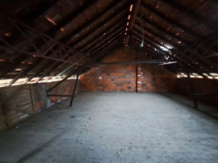 Image No.11-3 Bed House for sale