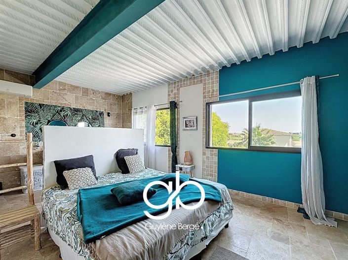 Image No.12-4 Bed House for sale