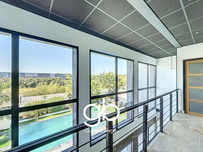 Image No.15-4 Bed House for sale