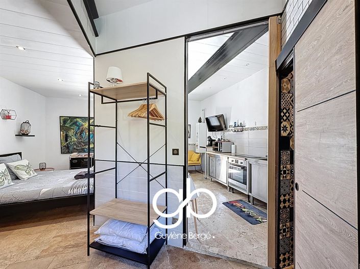 Image No.25-4 Bed House for sale